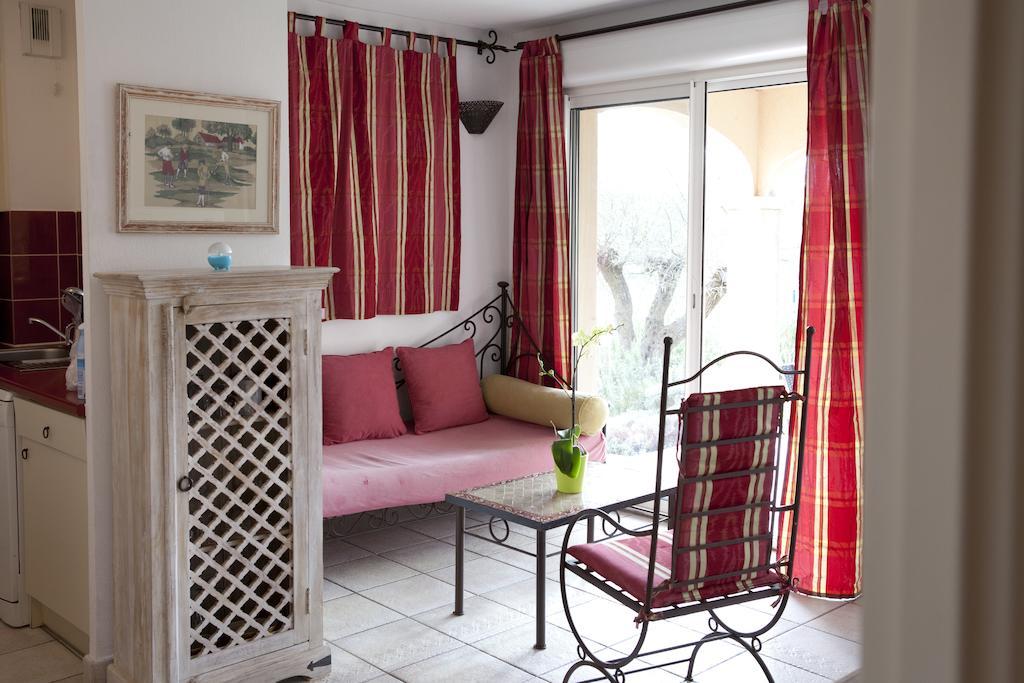 Résidence Village D'Oc Golf de Béziers by Popinns Habitación foto